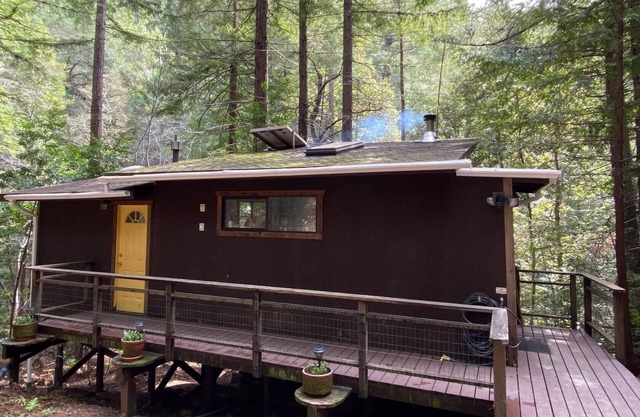 Bear Creek Cabin 100% Secluded Disinfected Refuge