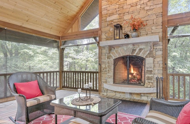 Bear Hug | Incredible Outdoor Living Space with Fireplace
