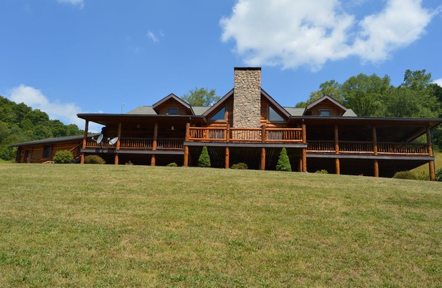 Trail Lodge Bear - Potter County Maison de vacances