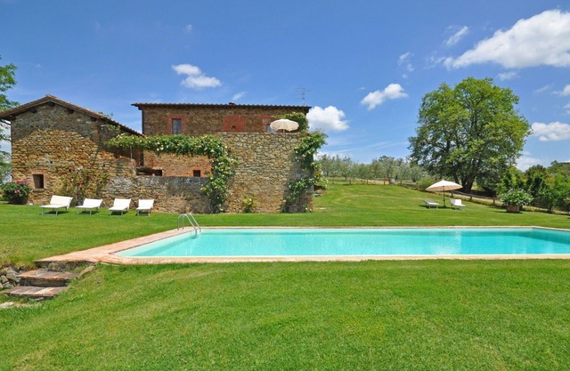 Bel appartement pour 2 personnes avec piscine, climatisation, WIFI, animaux admis et vue panoramique
