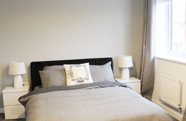 Beautiful 1-Bed House in Peterborough