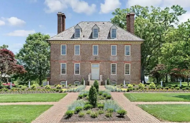 Beautiful 1 Bedroom unit @ The Historic Powhatan