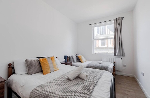 Beautiful 1BDR in West Ealing, Ideal Location!