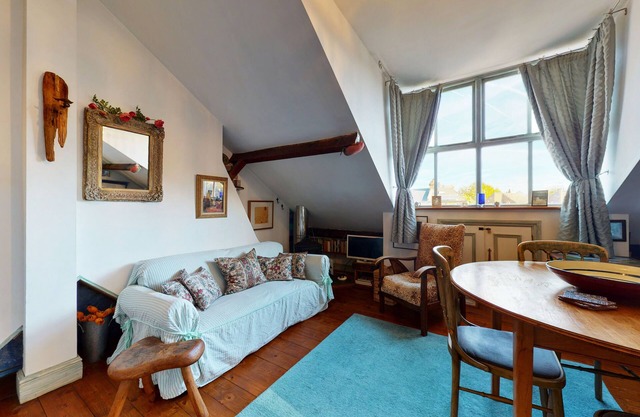 Beautiful 1bed attic w/terrace in North Kensington