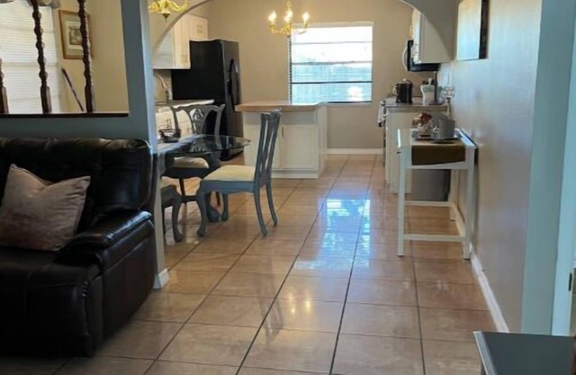 Beautiful 2 bed/2bath home. King/Queen beds.