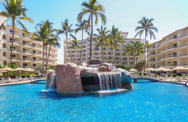 Beautiful 2 Bedroom Resort in Villa del Palmar, Puerto Vallarta