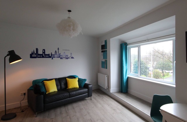 Bel appartement de 2 chambres dans un excellent emplacement à Childwall Fiveways (Flat 2)