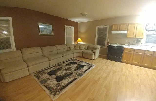 Loft supérieur de deux chambres à Mount Clemens