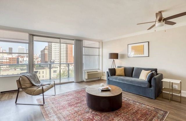 Beautiful 2BR/2BA | CozySuites w/ gym! 28