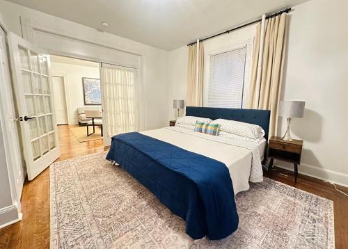 Beautiful 2BR apt in Beach community, Close to Train and hwys! ONLY 1 hr to NYC!