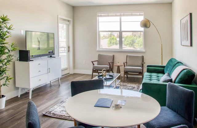 Beautiful 2BR in Fremont, Parking