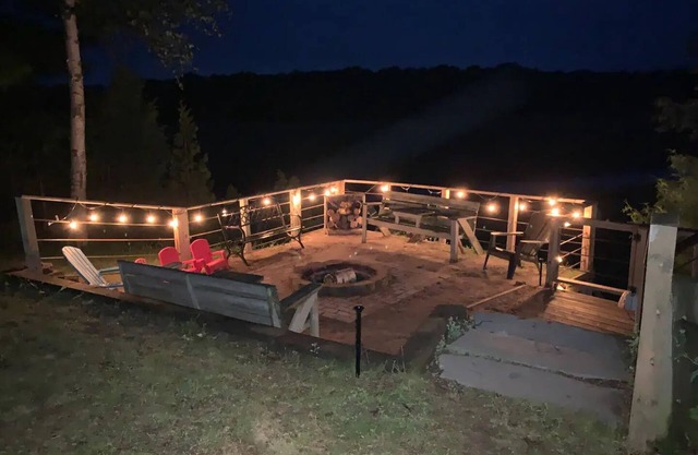 Beautiful 2BR+Loft Cottage with amazing views!