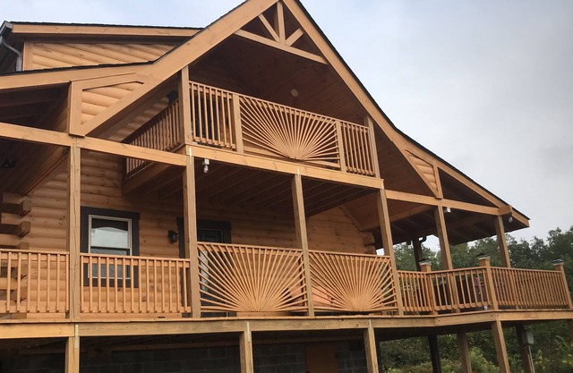 Nouvelle cabine de luxe de 3 lits / 3 salles de bain, bain à remous, jeux, enregistrement facile! Reserve maintenant!