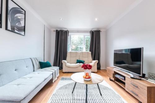 Beautiful 3 Bed Home in Portchester near Portsmouth