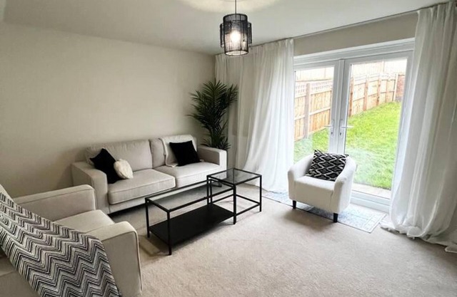 Beautiful 3-bed House in Bradford