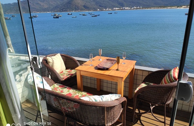 Belle maison de 3 chambres avec vue sur la mer près de la plage à Florianopolis