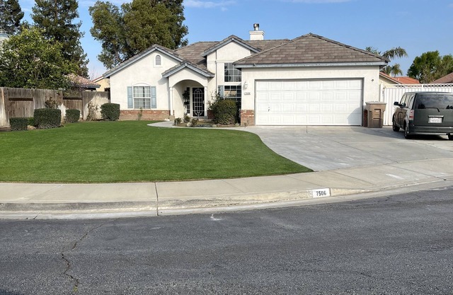 Beautiful 3-bedroom 2-baths with a pool and RV parking.