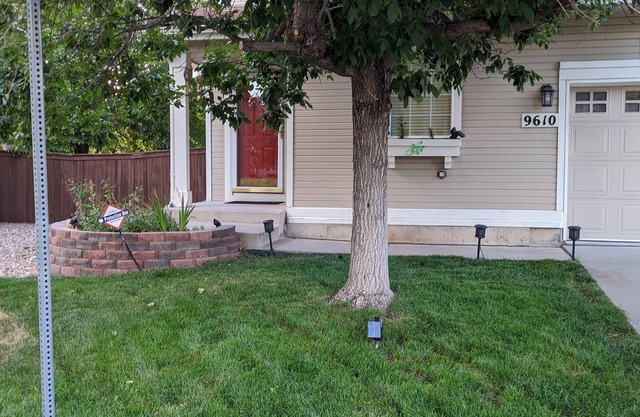 *** Beau 4BD / 2Bath Locations Accueil- blocs de Park Meadows!***