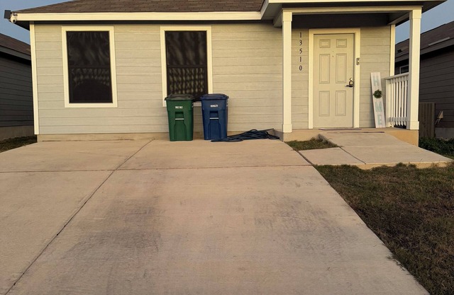 Beautiful 3bedroom house San Antonio.