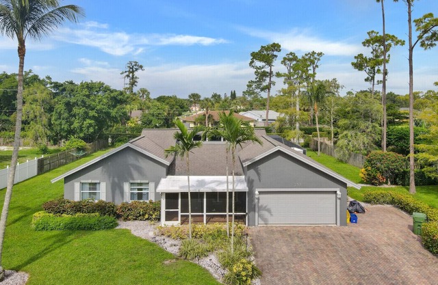 Beautiful 4/2 property in the heart of Wellington