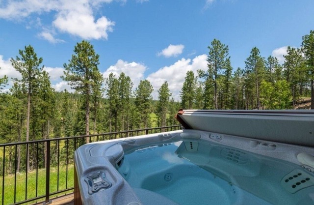 Belle 4 chambres, 3 cabines de bain situées au centre des Black Hills