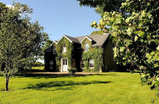 Belle maison de 4 chambres à 45 mn des plages de Belfast et de North Coast.