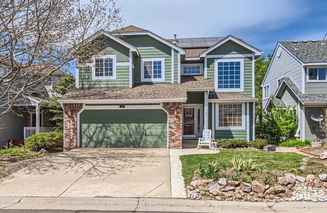 Beautiful 4BR Home. Between Boulder & Denver. Quiet Cul-du-Sac.