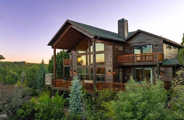 Beautiful 5 Bedroom Cabin in Torreon Golf Community in Show Low