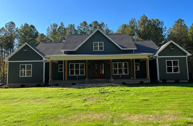 Beautiful 5 bedroom home 11 miles from U.S. Open.