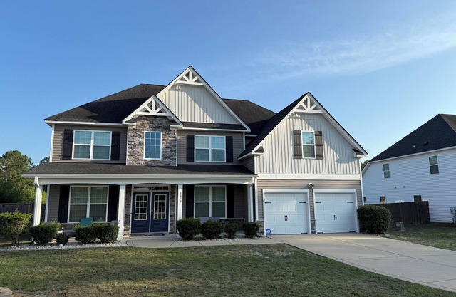 Beautiful 5BDR/4Bath/Sleep 10/24min to FT Bragg!