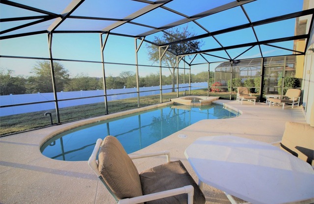 Belle maison 5BR 3. 5 salles de bain piscine