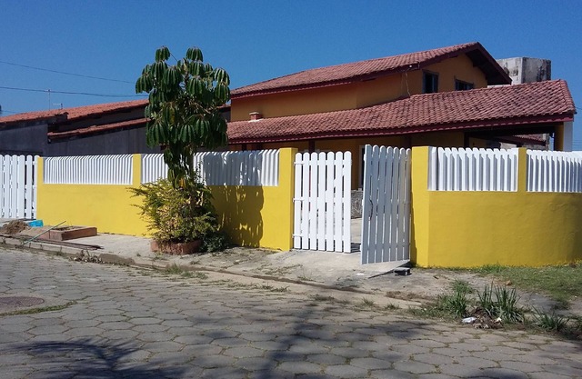 Belle et spacieuse maison au coin de la plage ce qui est app 11 98430 0518