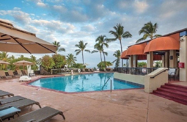 Beautiful and timeless Kona Coast Resort - 1BR/1BA