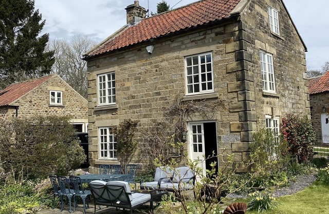 Cottage séparé, feu de bois, pub à 2 minutes, belles promenades