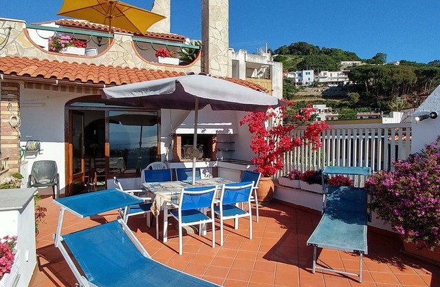 Joli appartement pour 9 personnes avec WIFI, climatisation, TV et terrasse