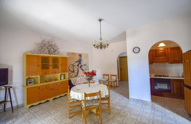 Agréable appartement pour 6 personnes avec climatisation, TV, animaux admis et parking