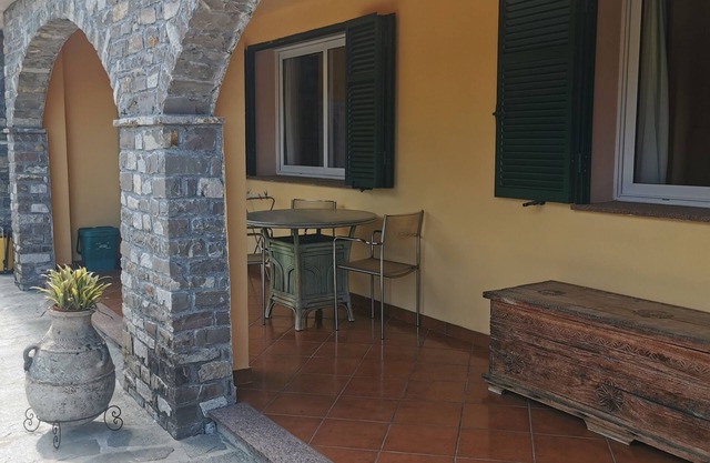 BEL APPARTEMENT. 10 MIN DE LA PLAGE