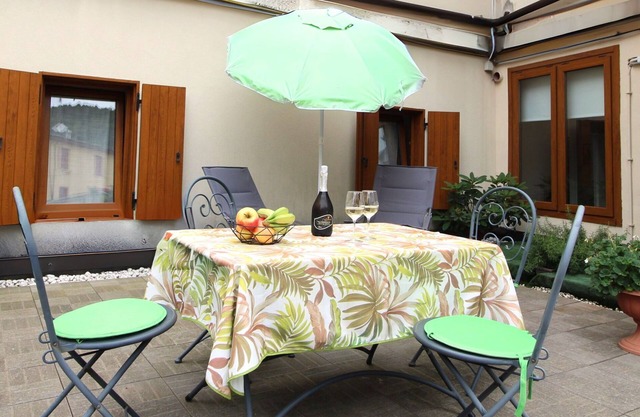 Bel appartement pour 2 personnes avec climatisation, WIFI, TV et balcon