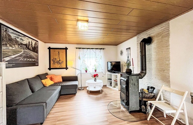 Bel appartement pour 7 personnes avec WIFI, TV, balcon et parking