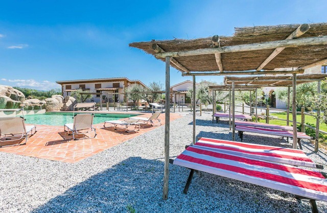 Bel appartement avec piscine, WIFI, climatisation, terrasse, animaux admis et parking