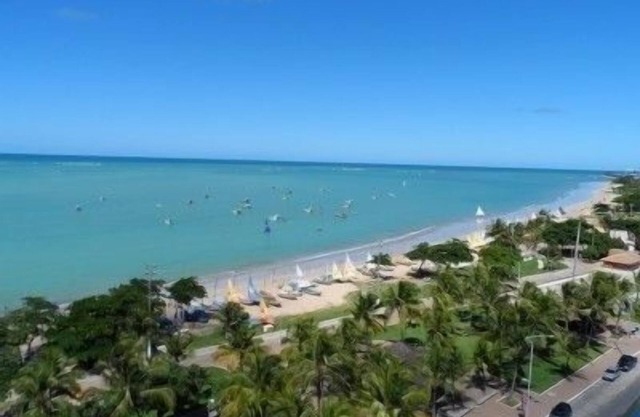 Bel appartement 505, à Praia da Pajuçara à 30 mètres du front de mer