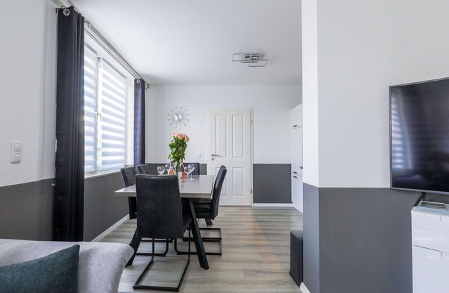 Confortable appartement pour 6 personnes avec WIFI, TV, terrasse et parking