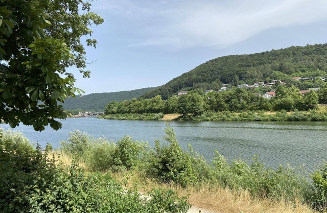 Joli appartement dans une maison de vacances avec WIFI, climatisation, TV, terrasse, parking