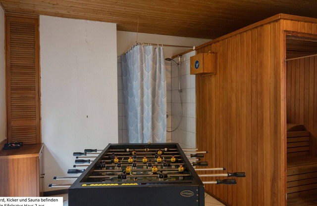 Agréable appartement pour 12 personnes avec WIFI, TV, balcon et animaux admis