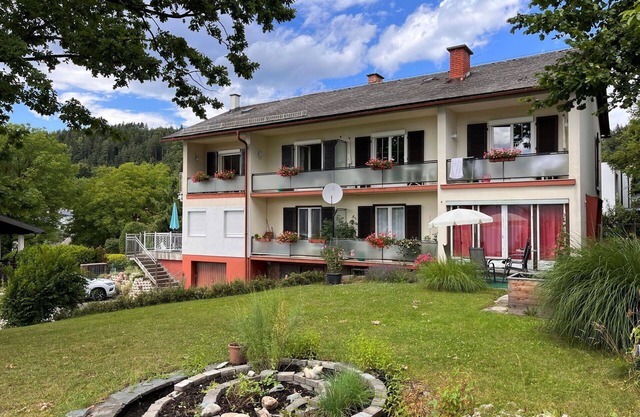 Joli appartement pour 4 personnes avec WIFI, TV, terrasse et animaux admis