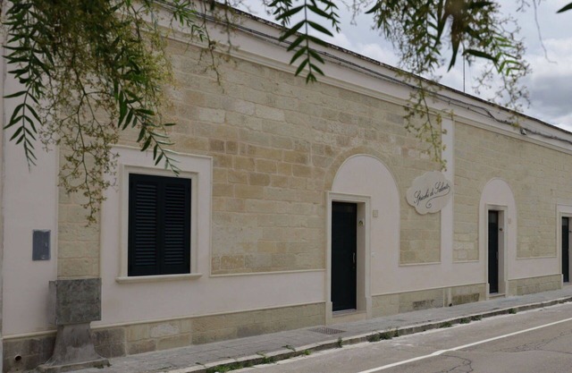 Bel appartement pour 4 personnes avec climatisation, WIFI, TV et animaux admis