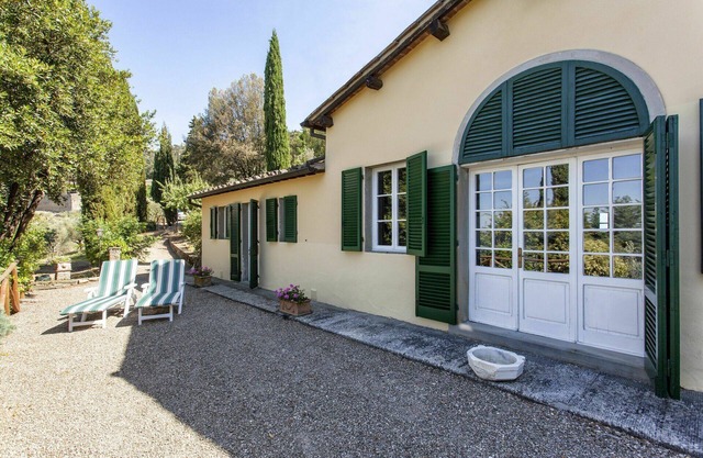 Agréable appartement pour 2 personnes avec climatisation, WIFI, piscine, TV et vue panoramique