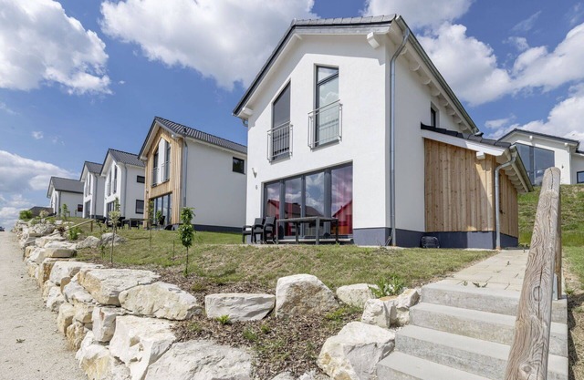 Joli appartement dans une maison de vacances avec WIFI, TV, terrasse, animaux admis et parking