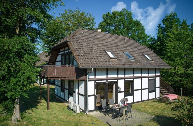 Bel appartement dans une maison de vacances avec WIFI, TV, terrasse, animaux admis, vue panoramique