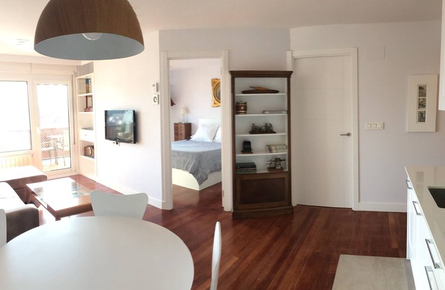BEL APPARTEMENT DANS UN QUARTIER RÉSIDENTIEL À 100m de la plage